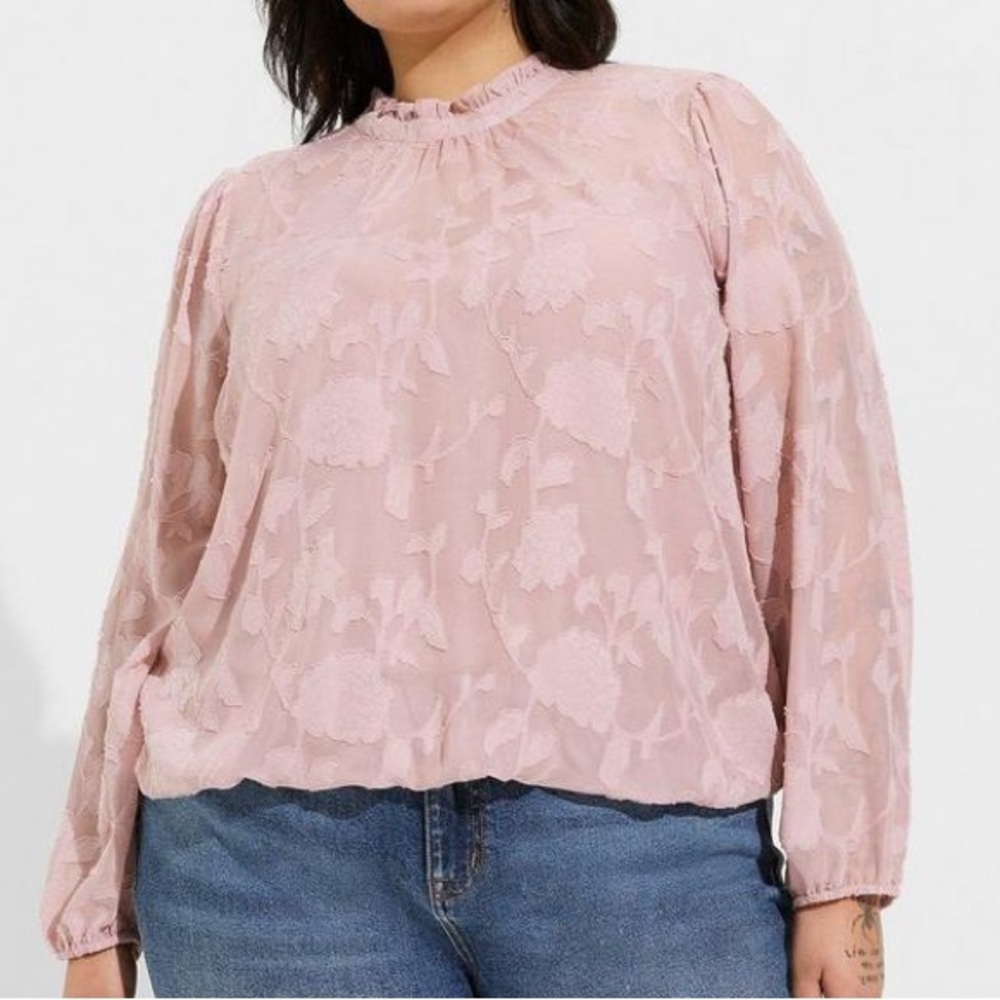 Women's Blush Pink Floral Texture Long-Sleeve Top